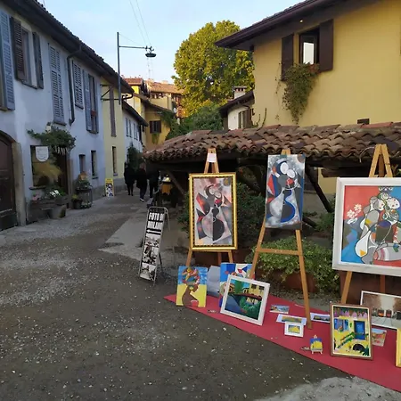 Navigli Con Bagno Privato *
